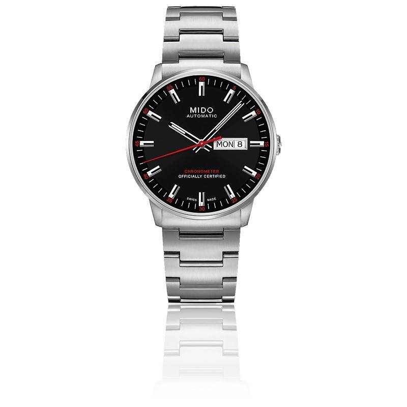 Il est temps d’en acheter une deuxième! Montre-d-exposition-commander-chronometer-ii-m0214311105100-mido
